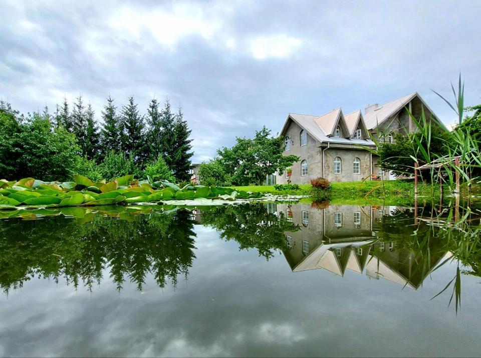 Lucy Apartments Šiauliai Buitenkant foto